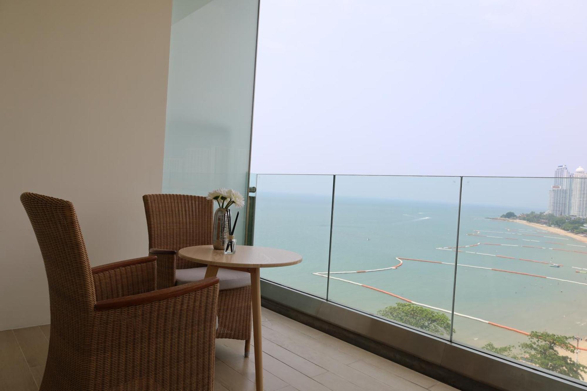 Premium Oceanview Apartemen Pattaya